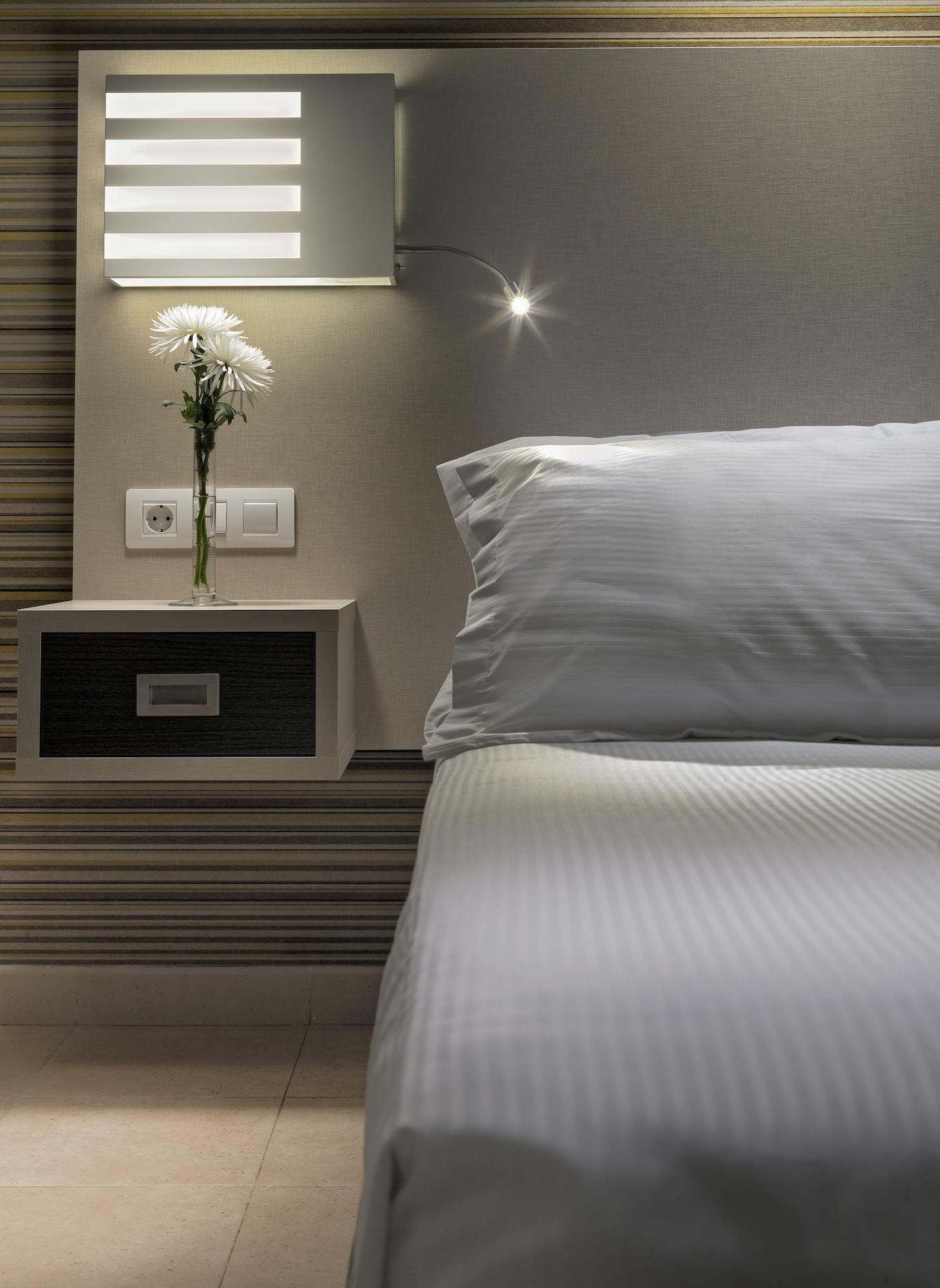 H10 Suites Lanzarote Gardens Costa Teguise Bagian luar foto