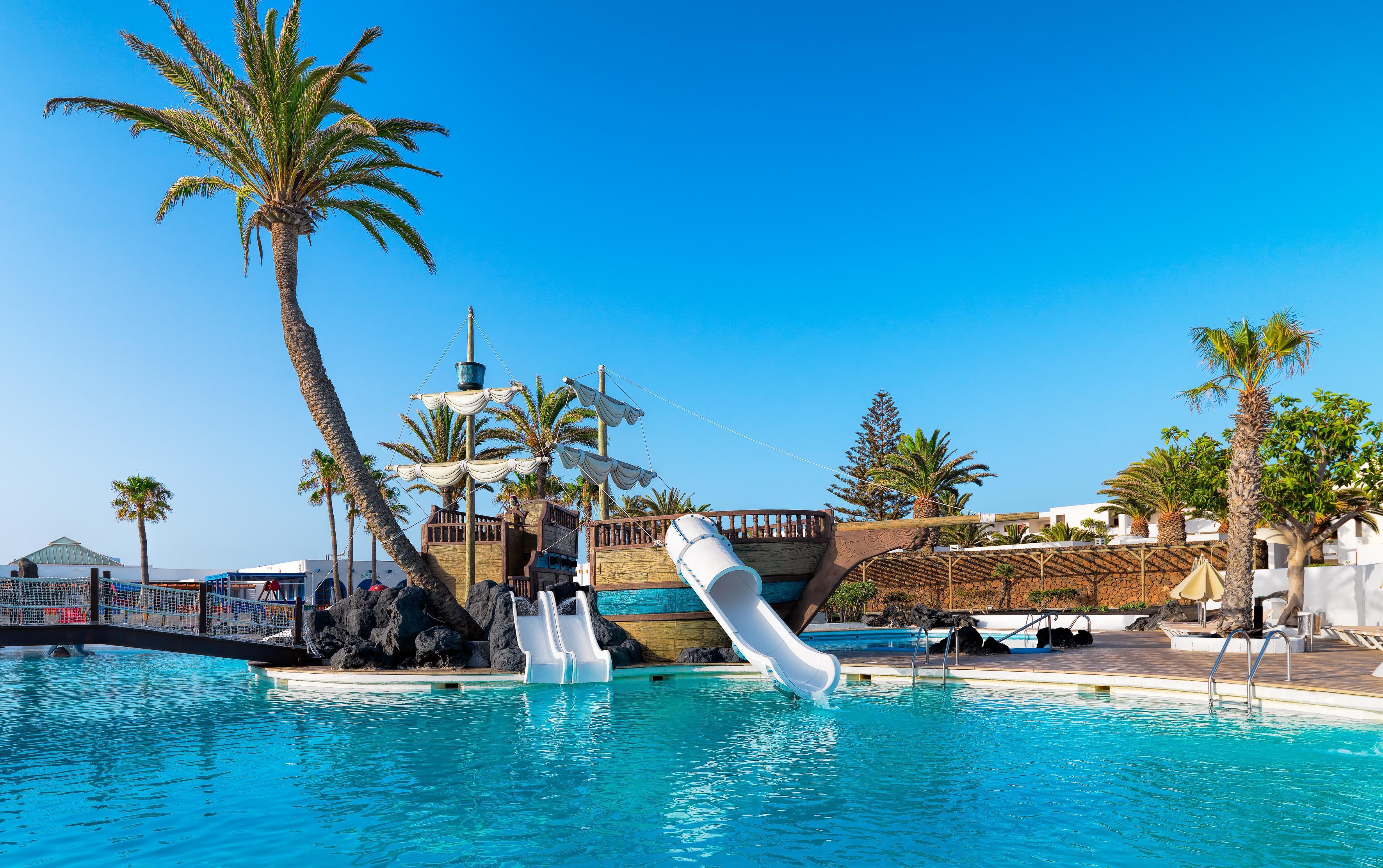 H10 Suites Lanzarote Gardens Costa Teguise Bagian luar foto